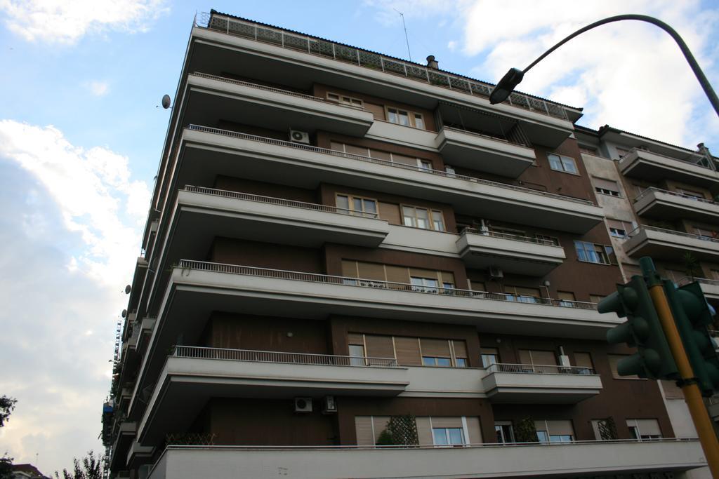 Lt Rooms Rome Exterior photo