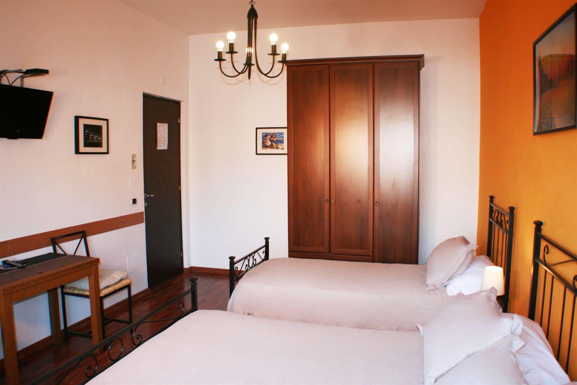 Lt Rooms Rome Exterior photo